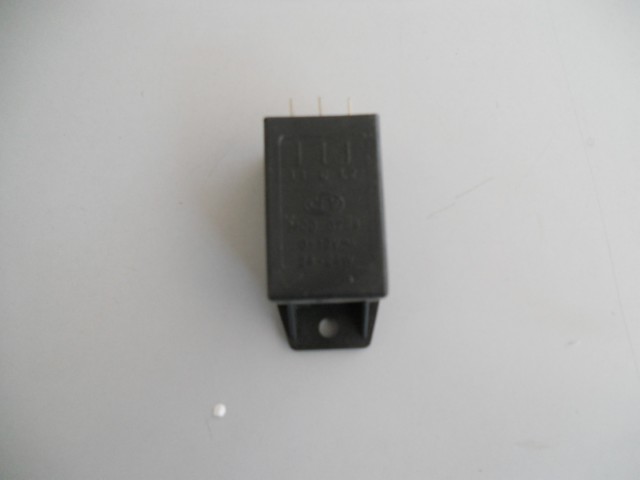 INTERMITTENZA ELETTRONICA FRECCE 6-12V 24-24W